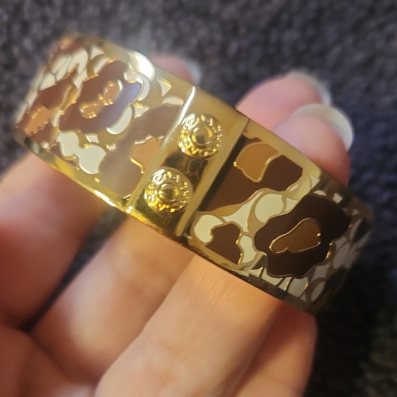 New Coach Ocelot Gold-tone Bangle - Picture 2 of 6